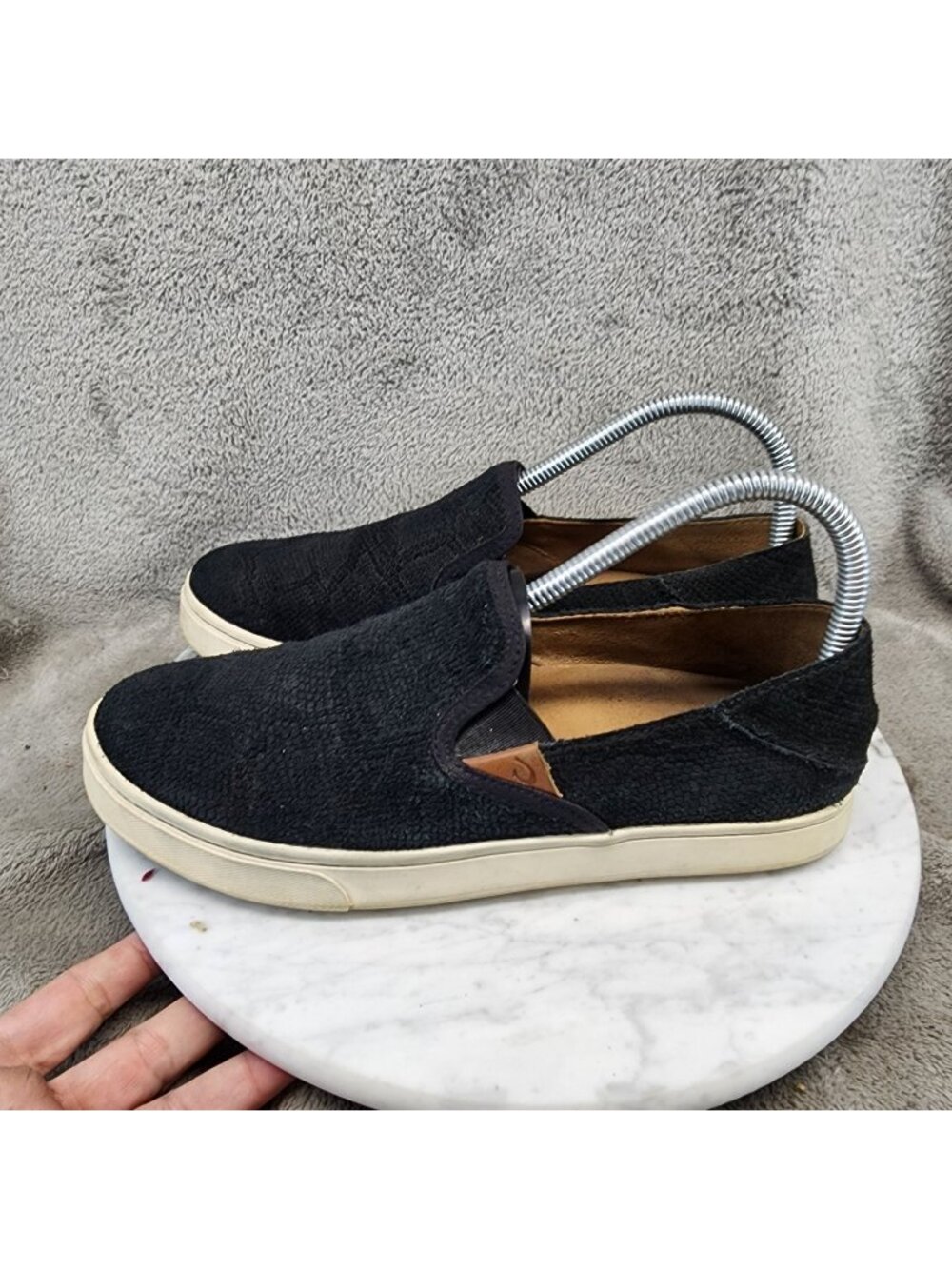 Olukai Shoes Womens Size 8 Pehuea Leather Black Slip On Sneakers *Read*